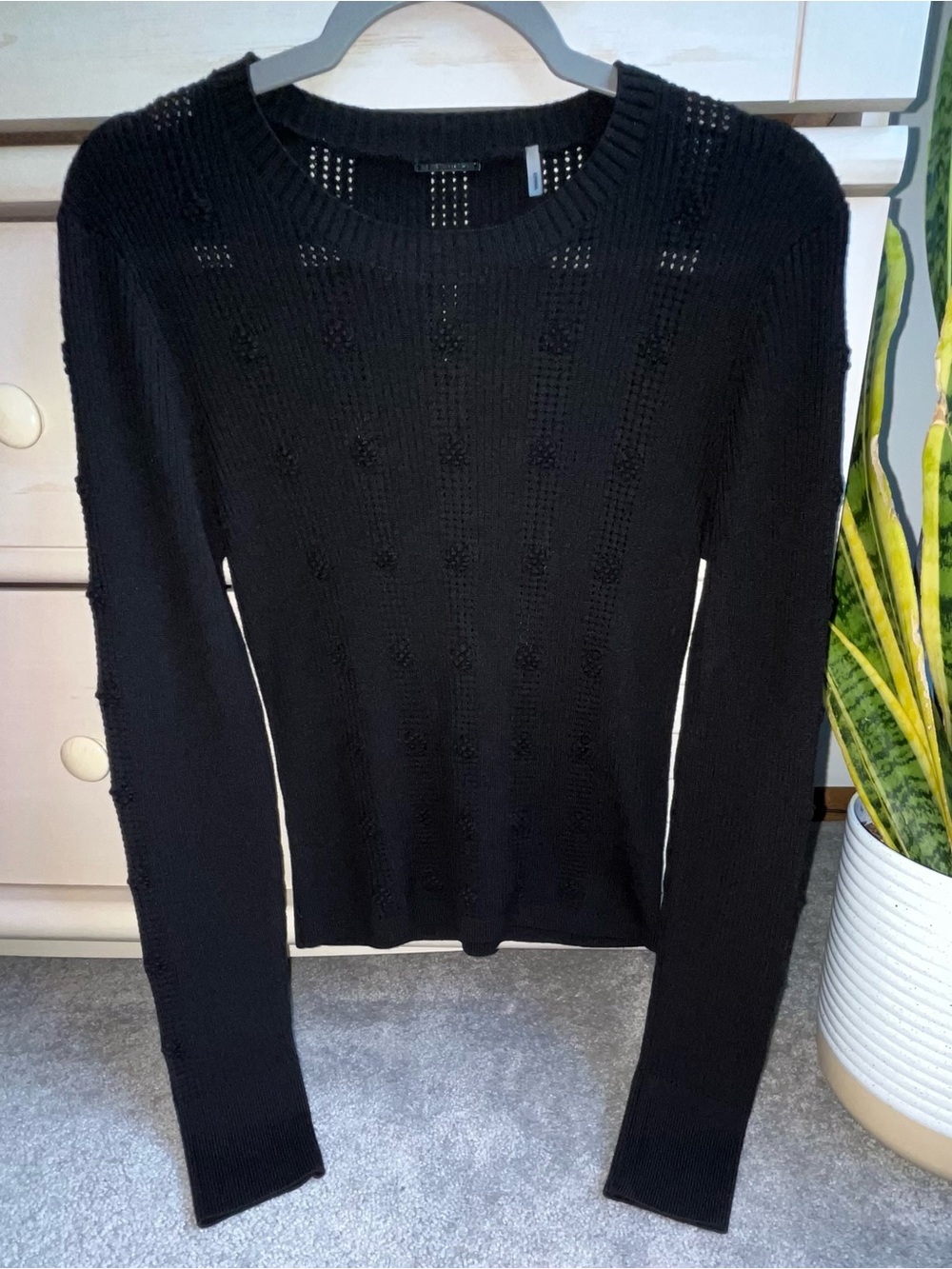 NWOT ELIE TAHARI Black Silk and Merino Wool Sweater Medium